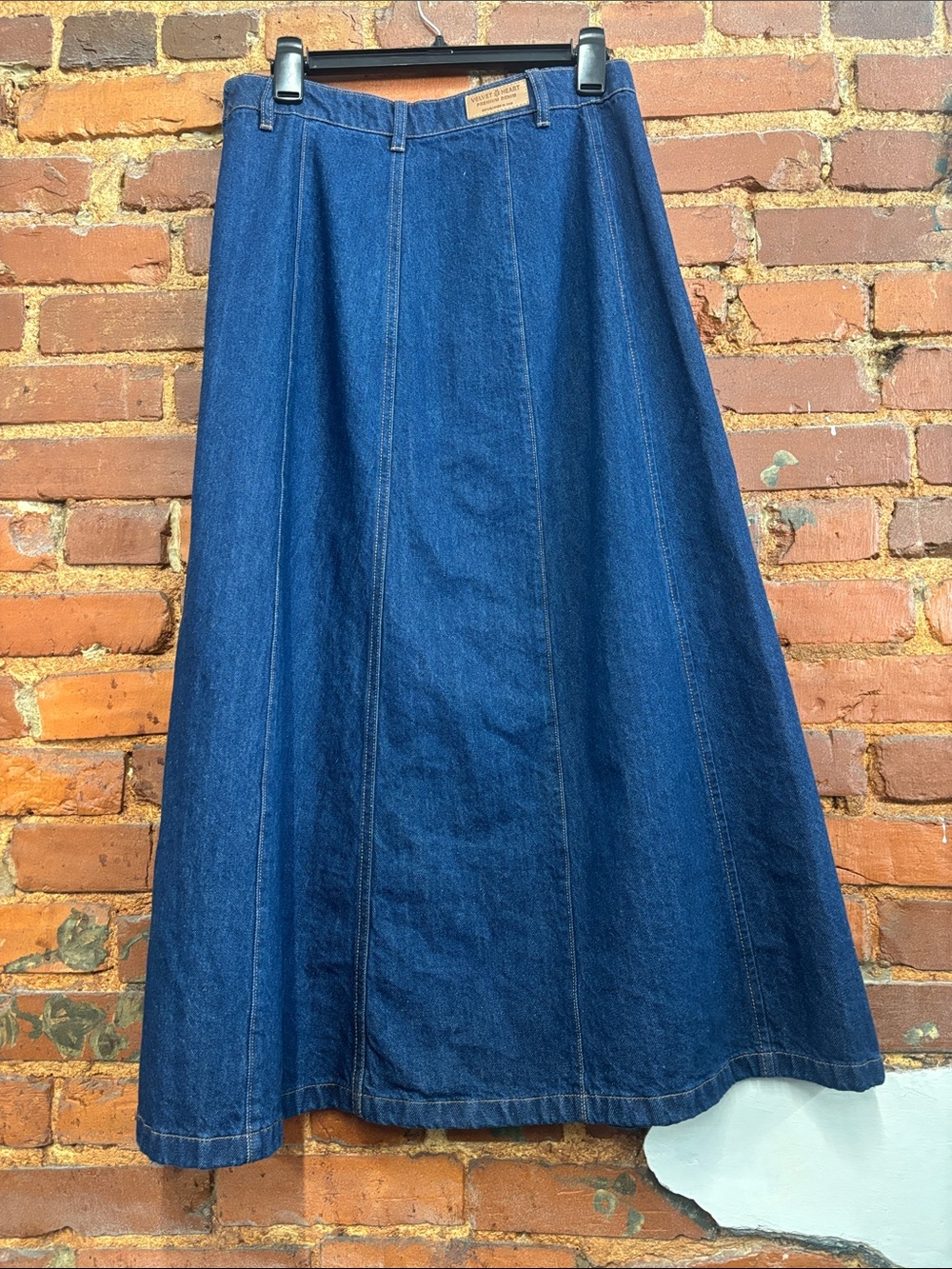 Velvet Heart Dallas Denim Skirt Size Medium - Picture 3 of 3